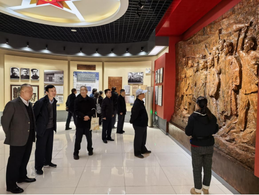 独播库
机关离退休干部党支部开展“重阳话党恩·红色忆初心”主题党日活动