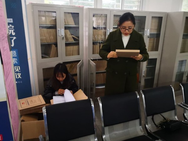 独播库
开展农村低保专项治理暗访抽查工作（图片） (2).jpg